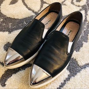 miu miu toe cap shoes